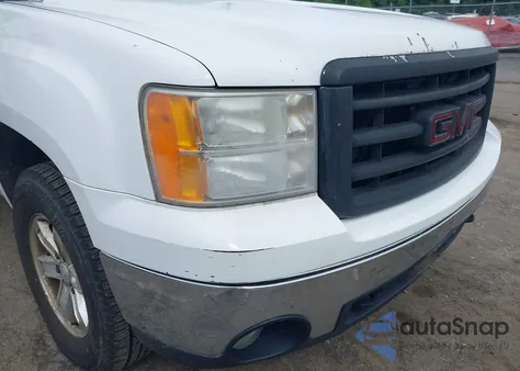 2008 GMC Sierra 1500 Slt z USA, uszkodzony, nr VIN 2GTEK13JX81340198